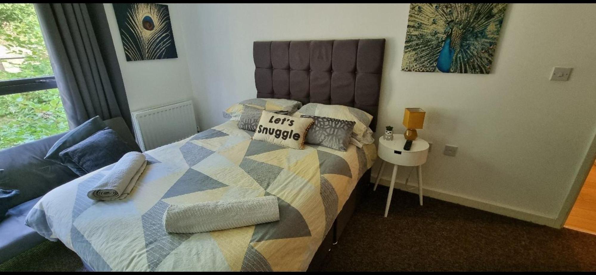 Brentwood Town Retreat - Large 2 Bedroom Apartment Εξωτερικό φωτογραφία